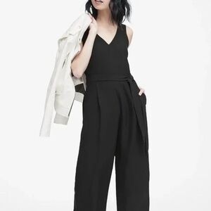 Banana Republic Women's Wide-Leg Jumpsuit - Black - Size 6